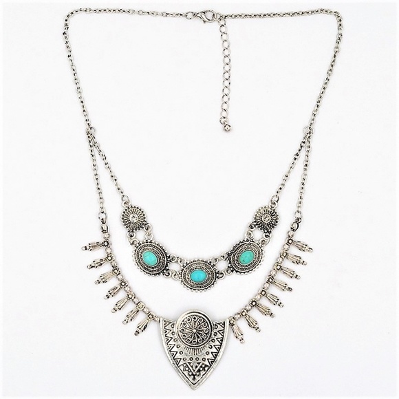 N9 | Boho Multi Layer Silver Pendant Necklace - Picture 3 of 4